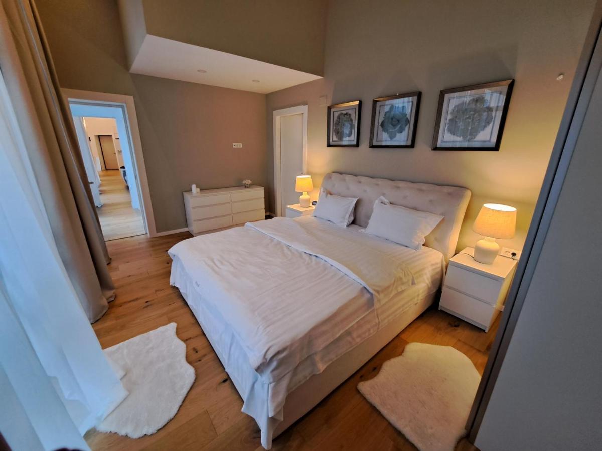 The Rock Apartment Sinaia Ngoại thất bức ảnh